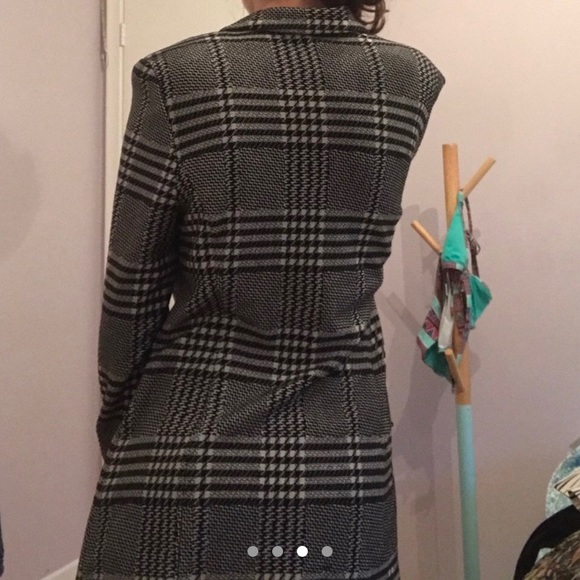 Joseph Ribkoff black and white blazer - Picture 3 of 4